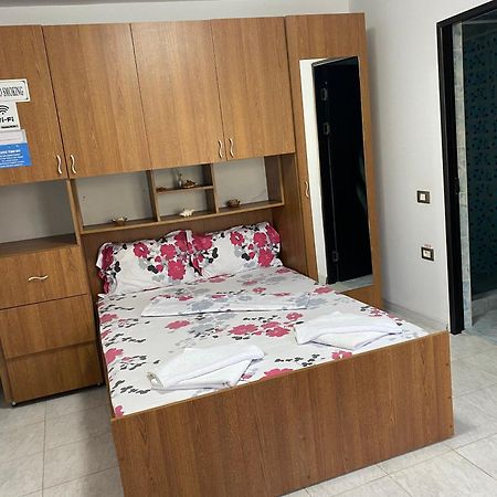 Raven Comstar Διαμέρισμα Corbu  Εξωτερικό φωτογραφία