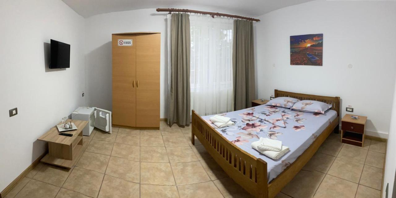 Raven Comstar Διαμέρισμα Corbu  Εξωτερικό φωτογραφία